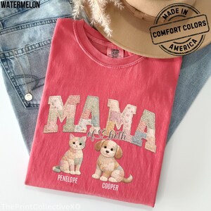Camisa de patchwork con efecto "Mamá de ambos" de Comfort Colors, camiseta genial para mamá de perro, camiseta para mamá de gato, el mejor regalo para el Día de la Madre imagen 3