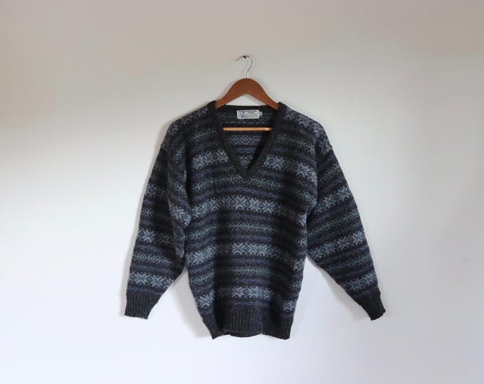 Highland Glen Fair Isle Pure Wool V Neck Pullover Jumper