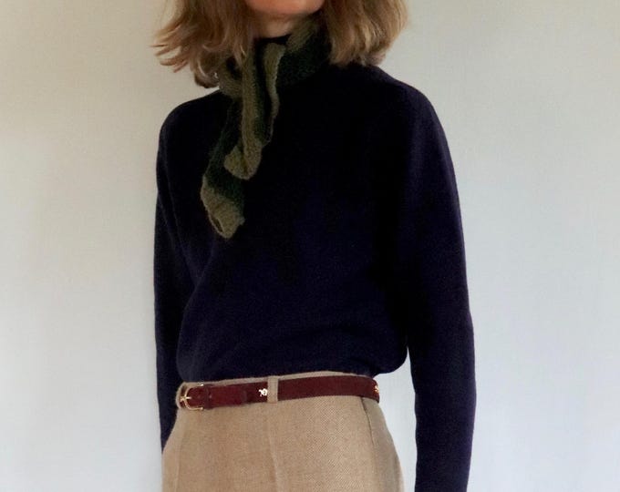 Hand Knitted Scarf / Neckerchief