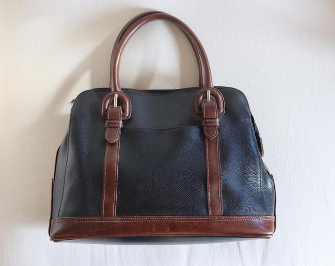 Liz CLAIBORNE Grained Black and Brown Leather Bag