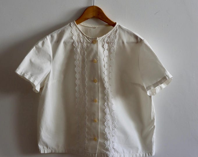 1960s Collarless Lace Blouse