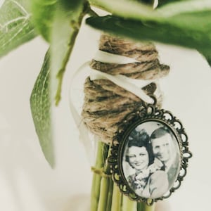 Custom Photo - Bridal Bouquet Charm - Memorial Photo - Wedding Bouquet Photo - Bouquet Photo Charm - Photo Charm Keepsake - Vintage Bouquet