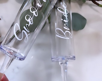 Personalised Couples' Champagne Flute Set Champagne Glasses ,Mr and Mrs glasses, Wedding glasses, Luxury Acrylic Champagne glasses