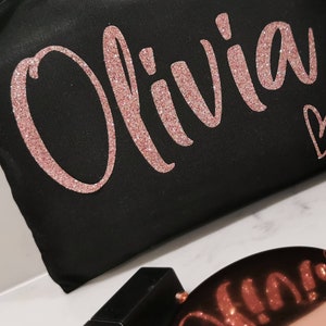 Bridesmaid Thank You Gift - Personalised Bridesmaid Gift Make Up Bag - Maid of Honor Gift - Bridal Party Gift - Personalized Cosmetic Bag