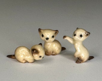 Tiny Siamese Seated Kitten - Older Version Hagen Renaker Animal