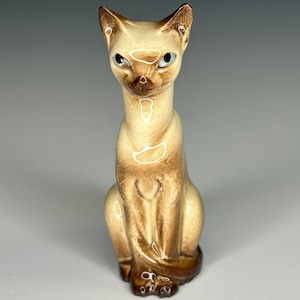 Mini Seated Siamese Cat - Vintage Hagen Renaker Animal Figurine - Ceramic Kitty