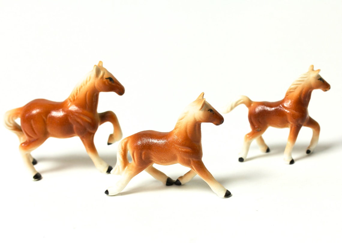 Mini Horse Figurines Vintage Ceramic Collectibles Etsy