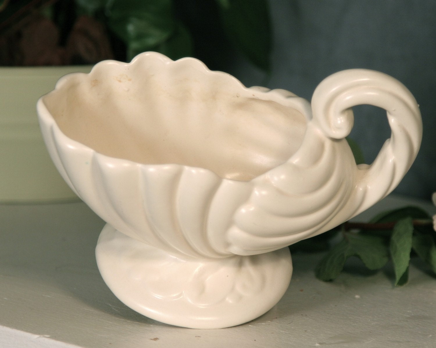 Haeger Pottery White Shell Planter Vase No. 3084 Etsy