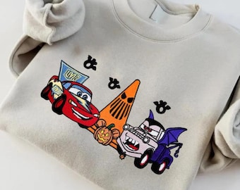 Besticktes Cars Film Halloween Sweatshirt, Lightning McQueen Halloween Shirt, Disney Halloween Trip, Disney Kürbis Crewneck Hoodie