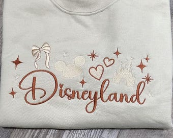 Disneyland geborduurd sweatshirt, Mickey Castle geborduurd shirt, minimale Disney-borduurtrui, Disney Trip, Magic Kingdom-hoodie