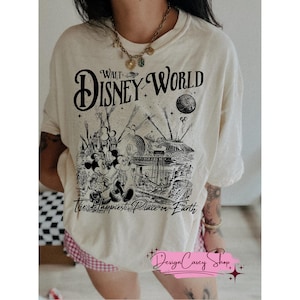 Camiseta de Minnie y Mickey Mouse, camiseta de Disney, camiseta de dibujos animados, camiseta del lugar más feliz del mundo