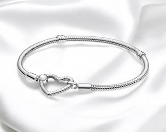 Silver Snake Chain Women Bracelet, Smart Closure Heart Snake Chain Bracelet, Minimalist Jewellery, Delicate Chain Bracelet, Gift For Her