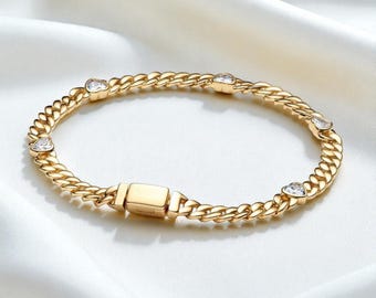 Heart Cuban Chain Bracelet, 14K Gold Plated Heart Jewellery, Stylish Link Bracelet, Bold Jewellery, Gift For Her