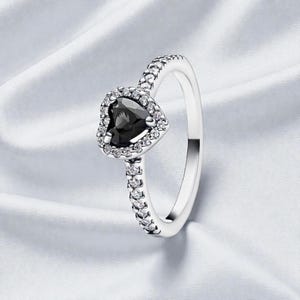 Elevated Black Heart Ring, Silver Jewellery for Women, Chic Accessory, Gift for Her