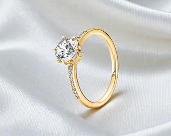 Sparkling Crown Solitaire Ring, Gold Plated Elegant Jewellery for Women, Timeless Gift for Her