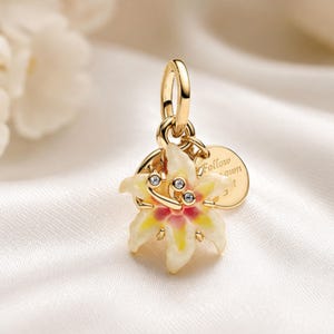 Trasselblomma-berlock, självlysande guldblomma-berlock, Rapunzel-berlock, present till henne, Rapunzel-fanpresent, blomstersmycken