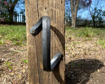 Cabinet Handle - Twisted