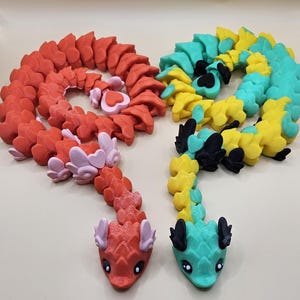 Cupid Snake Flexi Toy: Bendable 3D Printed Snake Figurine - Articulated 3D Printed Figurine, Lunar New Year Snake, flexi heart snake