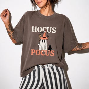 Comfort Colors Hocus Pocus Ghost Shirt, Cute Vintage Halloween Ghost Tee, Spooky Season Witch Shirt, Fall Halloween Gift for Women