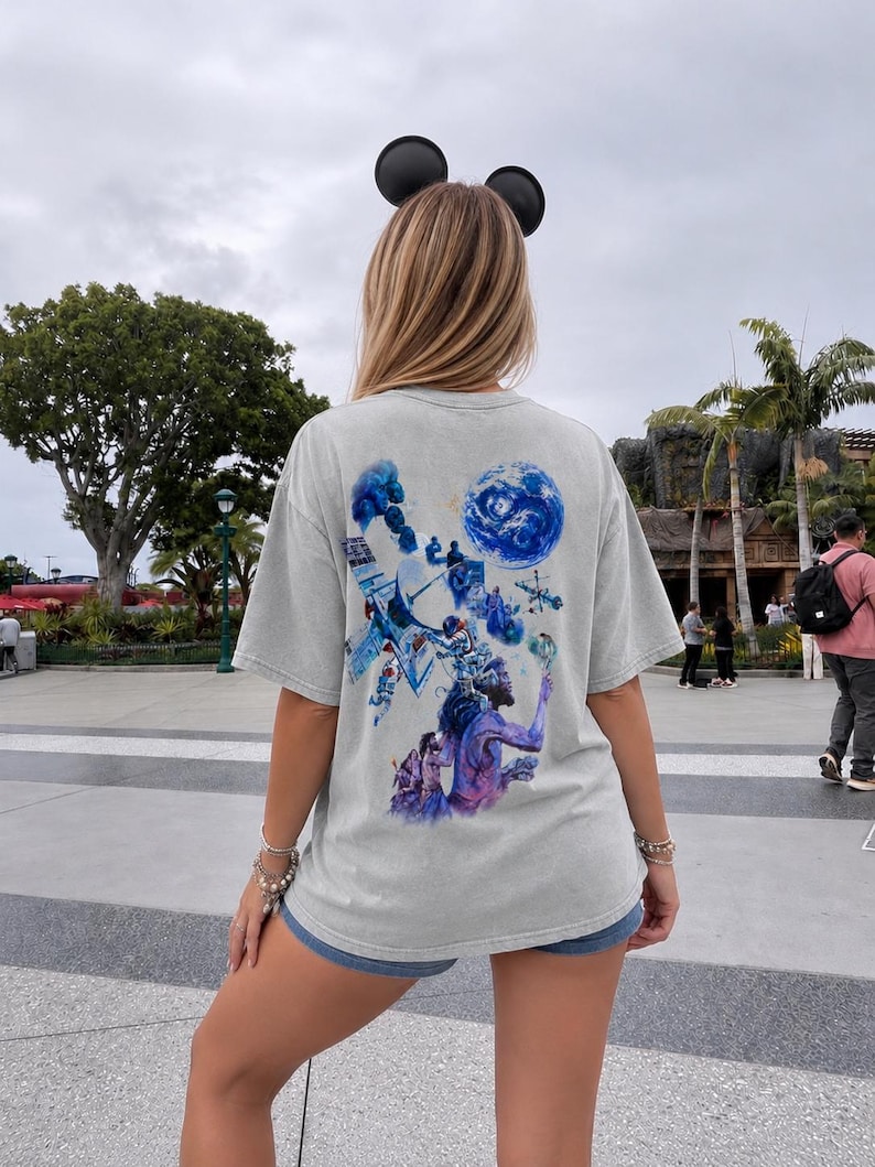Spaceship Earth - Vintage Walt Disney World T-shirt - AT&T - Celebrity Mural image 1