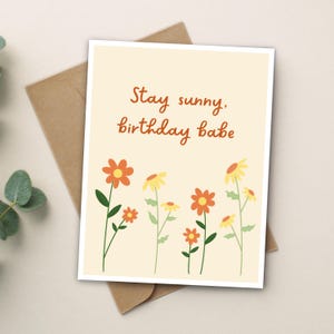 Anniversaire de bébé au soleil, carte d'anniversaire pour un ami, soleil et fleurs, cadeau fait main, carte A2 avec enveloppe, anniversaire printemps-été