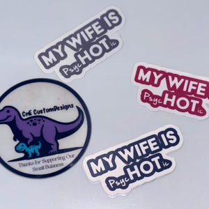 Sticker pour casque de protection - Col bleu - Ma femme a chaud - Commerce - Imperméable et résistant aux UV - Laminé - Vinyle de qualité supérieure - Sticker amusant