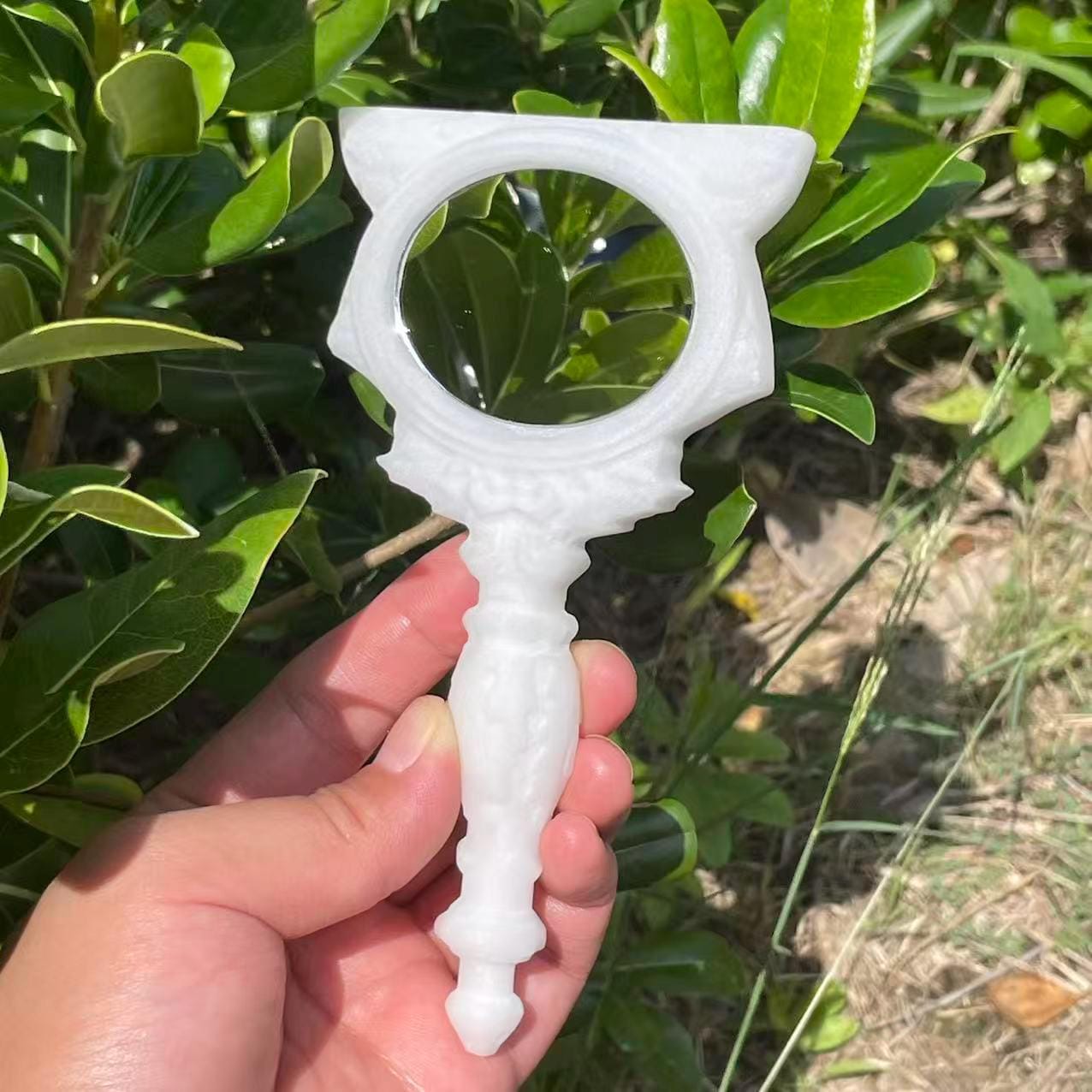 白翡翠の彫刻 - Etsy 日本