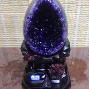 8.2 LB Natural Amethyst Crystal Dinosaur egg,Amethyst Geode from Uruguay, Crystal cluster mineral specimen,Office, home decor, healing+Stand