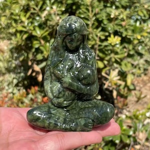 4&quot; Natural serpentine Crystal,engrave Mother Earth ,Crystal Goddess, Goddess Gaia，Home Decor,Inner peace healing, Love gift,