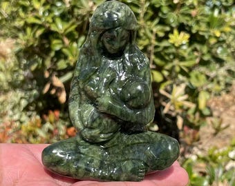 Hand Carved Serpentine Crystal Goddess Gaia, Mother Earth Decor (4")