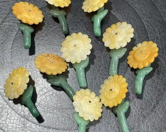 Hand-Carved Natural Crystal Sunflower, Home Decor (1.8")