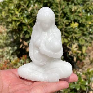 4&quot; Natural White jade Crystal,engrave Mother Earth ,Crystal Goddess, Goddess Gaia，Home Decor,Inner peace healing, Love gift,