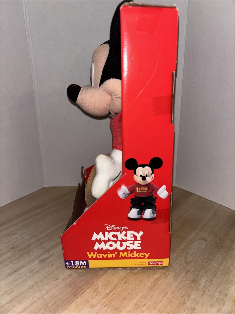 Vintage Y2K Disney Mickey Mouse Wavin' Mickey Plush Fisher-Price 2000 NEW image 6