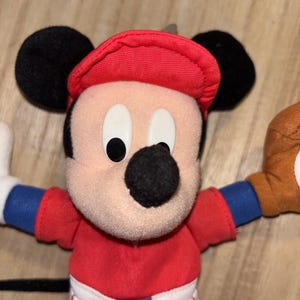 Musse Pigg Plysch Baseboll Stjärnböna "Home Run" Fisher Price 25 cm Med Etiketter bild 4