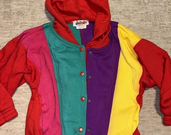 Chaqueta infantil vintage pequeña de los 80 con bloques de color, estilo retro arcoíris.