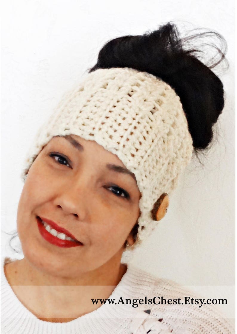 Messy Bun Beanie, Crochet Messy Bun Beanie, Top Knot Beanie, Bun Hat, Crochet Bun Hat, Ponytail Beanie, Ponytail Hat, Messy Bun hat, CREAM image 1