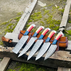 Damaszener Stahl Messer 5er Set | Handgefertigte Kochmesser Full Tang Küchenbesteck mit Leder Rollscheide