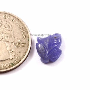 A One Grade Blue Tanzanite Carved Leaf Shape Gemstone 3.95 Carat Real Tanzanite Carving Gemstone 13x10 mm