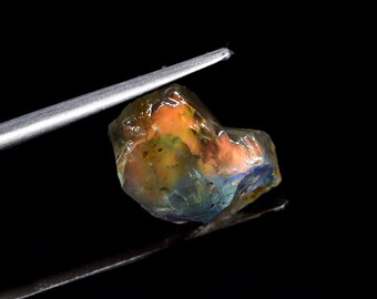 Ejemplar de piedra lunar andesina en bruto, cristal de Madagascar (5,20 ct)