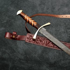 Hand Forged Damascus Steel Sword,Handmade Full Tang Sword with Leather Sheath,Custom Sword, Personalized Gift for Him, Anniversy Gift