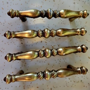 Amerock Colonnade Brass finish Antique Vintage cabinet drawer hardware pulls vintage 70s