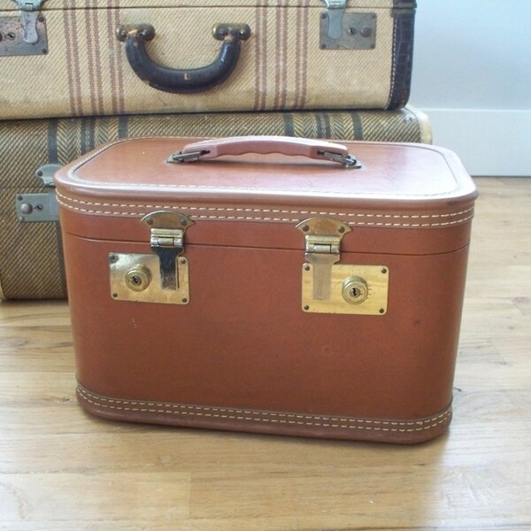 Vintage Train Case