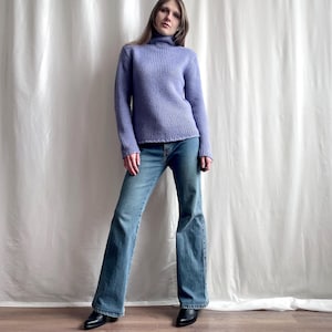 Vintage Wool Blend Mock-Neck Sweater in Soft Violet, Chunky Casual Minimalist Winter Pullover, Small Medium Size S/M