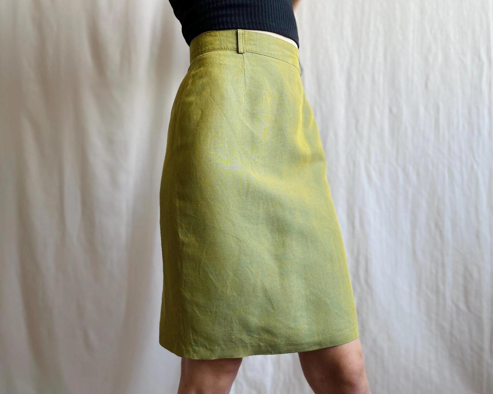 Jupe Italienne Belle Noire Taille M - Neuve Sans étiquettes, Style évasé