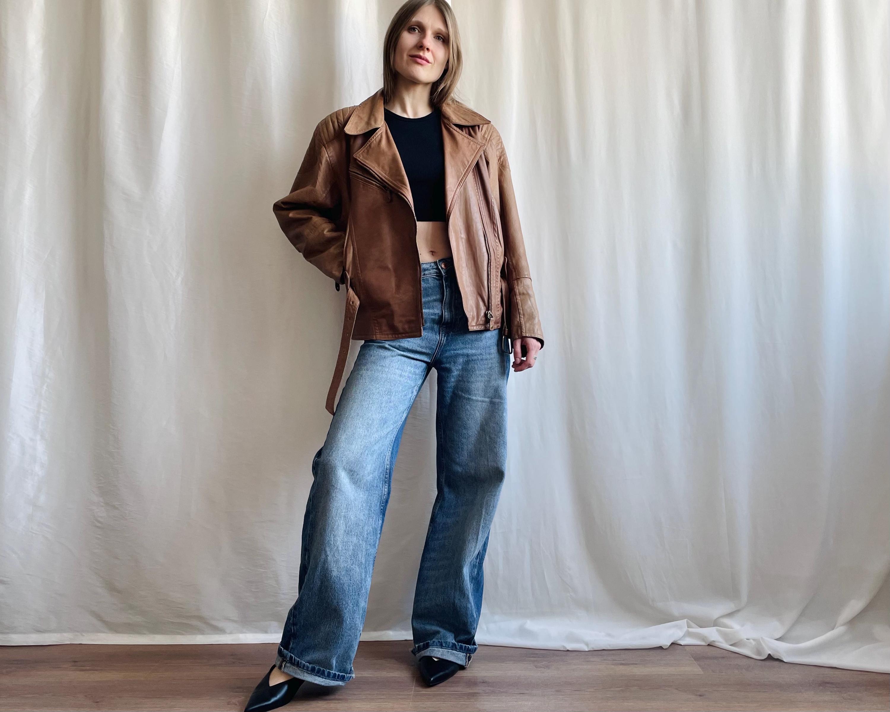 さ*様 80s short leather bomber jacket Vintage 80s Chic RED Leather Oversized Short Retro Bomber