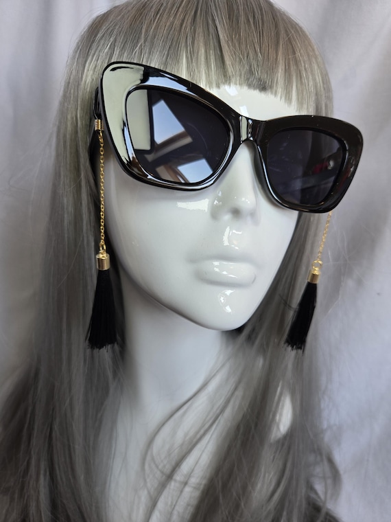 Black Tassel Sunglasses Chain: Gold Sunglass Hanger  display picture 1