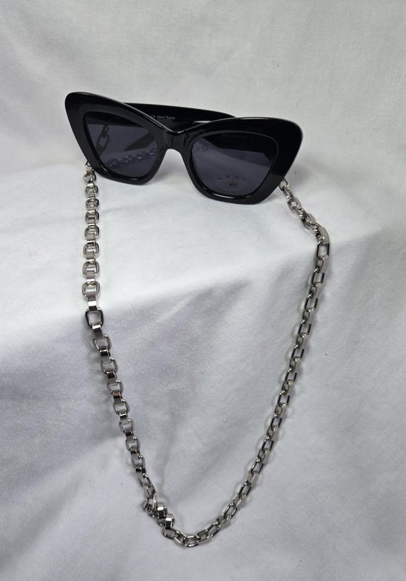 Chunky Silver Glasses Chain - Etsy display picture 3