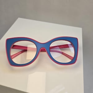 Bold Cat-Eye Fashion Glasses in Baby Blue and Pink | Fashion glasses.