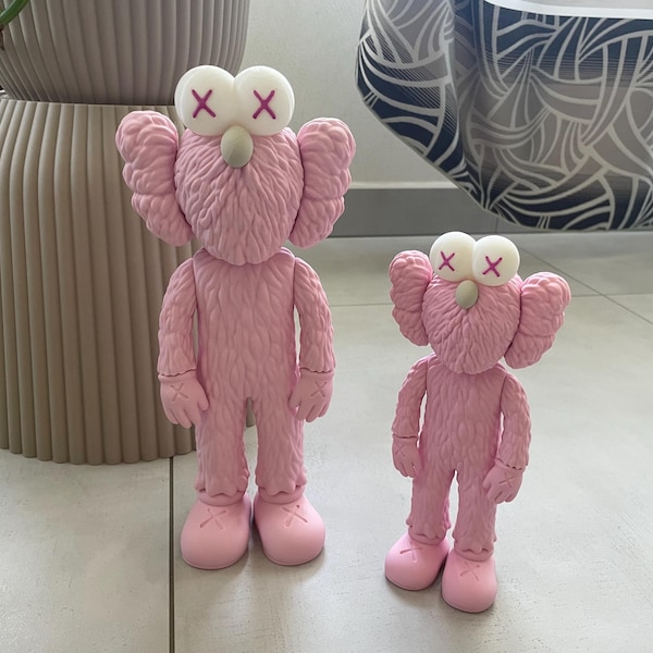 Personalisierbare KAWS BFF-Figur | 3D-Druck | Verschiedene Größen (15 bis 30 cm) und Farben | Wohndekoration | Originelle Geschenkidee | Kunstdesign