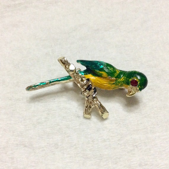 Parakeet bird on branch enamel brooch pin 1950s - image 2
